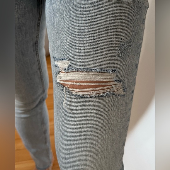 ZARA High-Rise Skinny Jeans Light Wash Distressed Knee Size 6 EU 38 - Picture 9 of 12